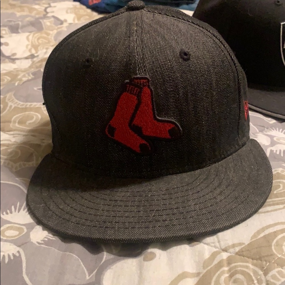 Boston Red Sox fitted had 7 1/8